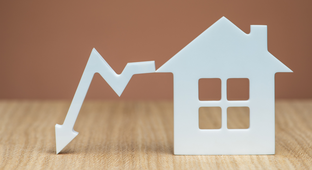 Canopy Realty | Mortgage Rates Drop to Lowest Level in over a Year and a Half