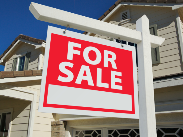 Canopy Realty | Should You Sell Now? The Lifestyle Factors That Could Tip the Scale