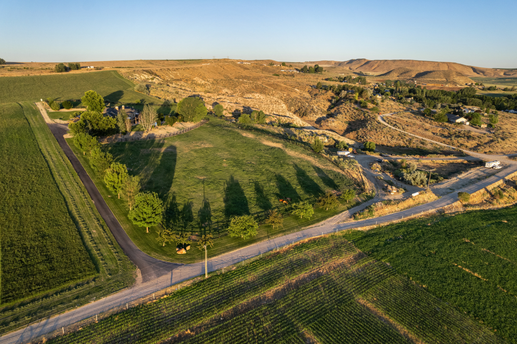 Canopy Realty|10430 Randall Ln, Caldwell, ID 83607